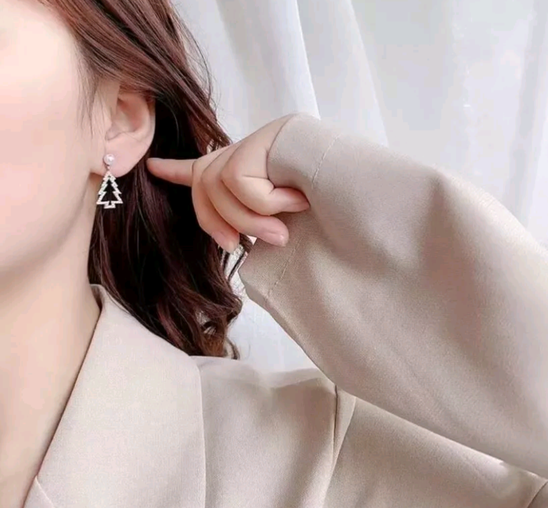 Christmas Tree Dangle Earrings